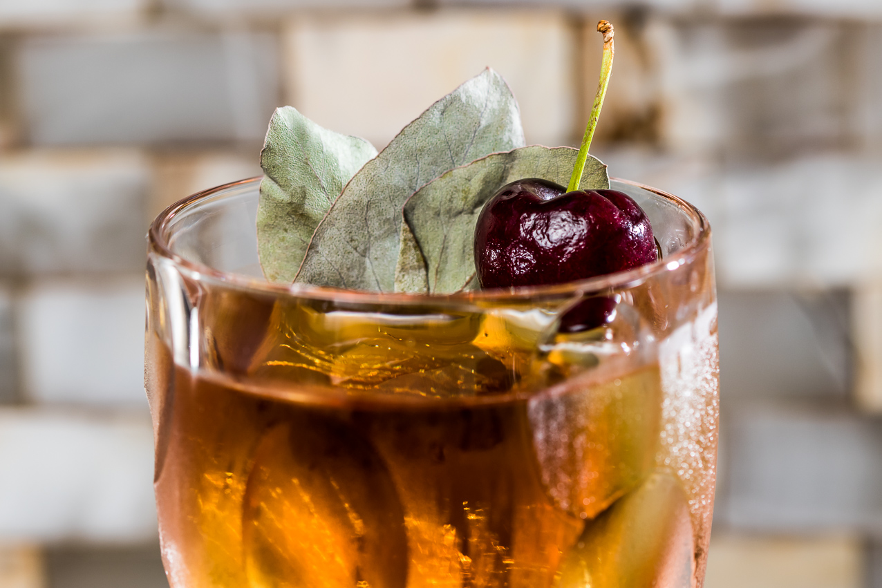 Bar MUST - Tivoli Hotel - Alameda Santos SP - carta drinks Jessica Sanchez - foto Leo Feltran - 07/12/2016